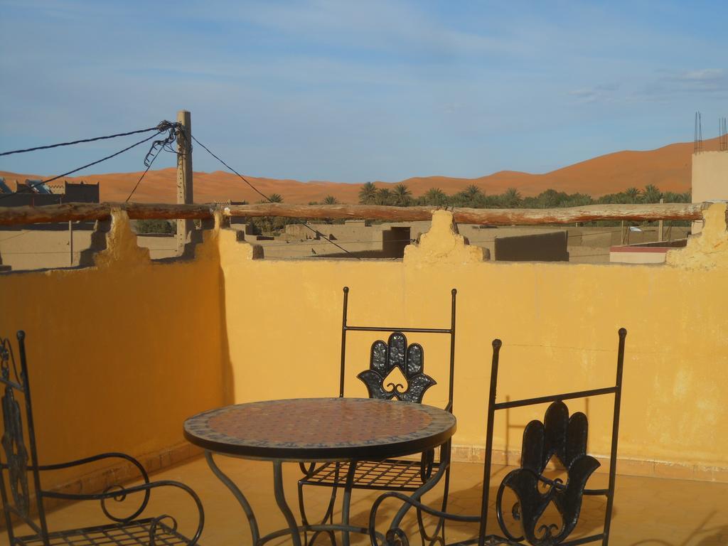 Riad Aicha & Camel Trekking Мерзуга Экстерьер фото
