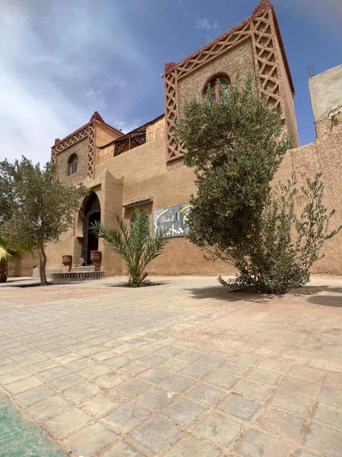 Riad Aicha & Camel Trekking Мерзуга Экстерьер фото
