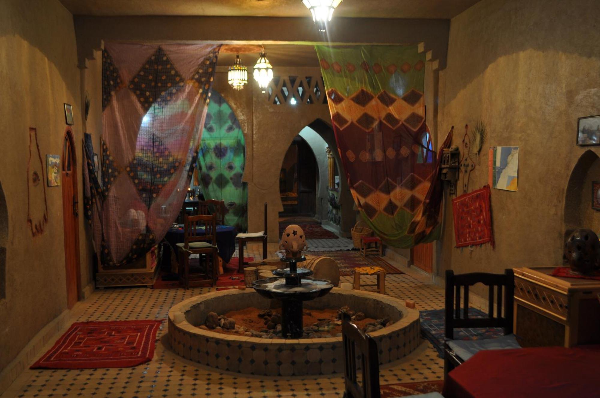 Riad Aicha & Camel Trekking Мерзуга Экстерьер фото